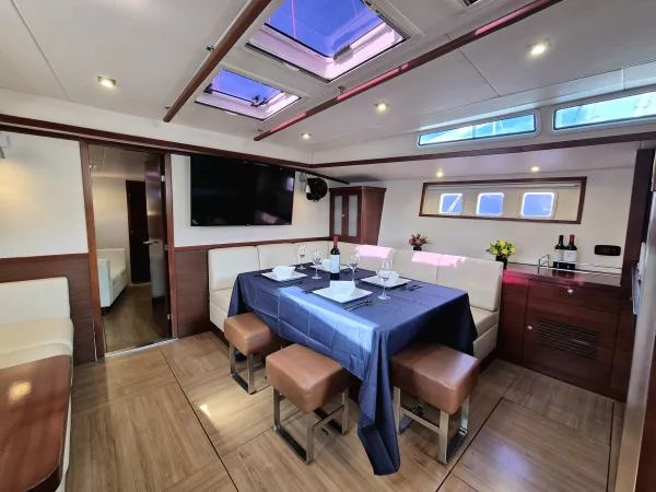 Sailing Freedom