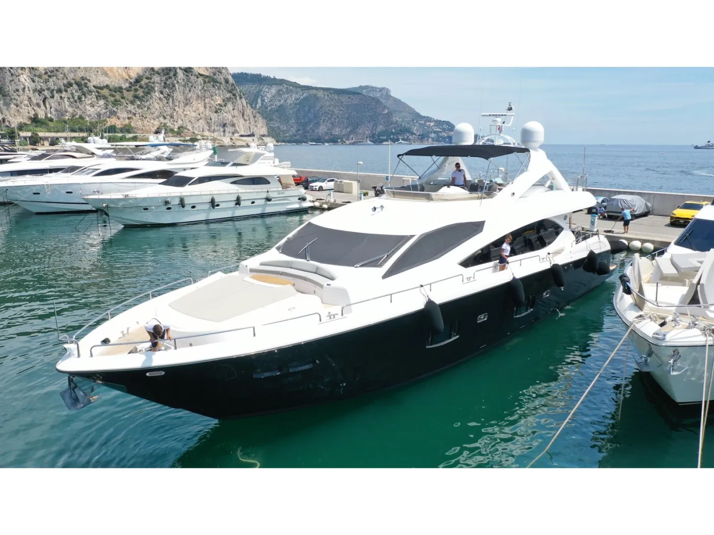 Shine R - Motor Yat içinde Kontokali