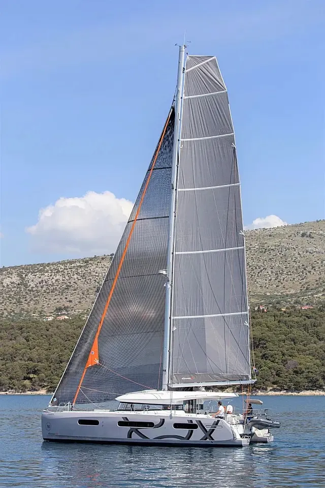 Faros - Catamaran in Seget Donji