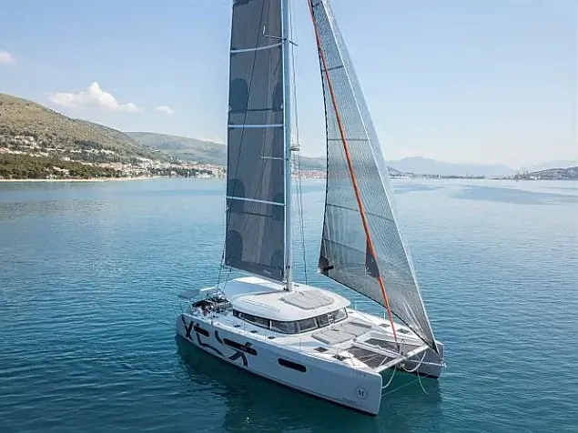 Faros - Catamaran in Seget Donji