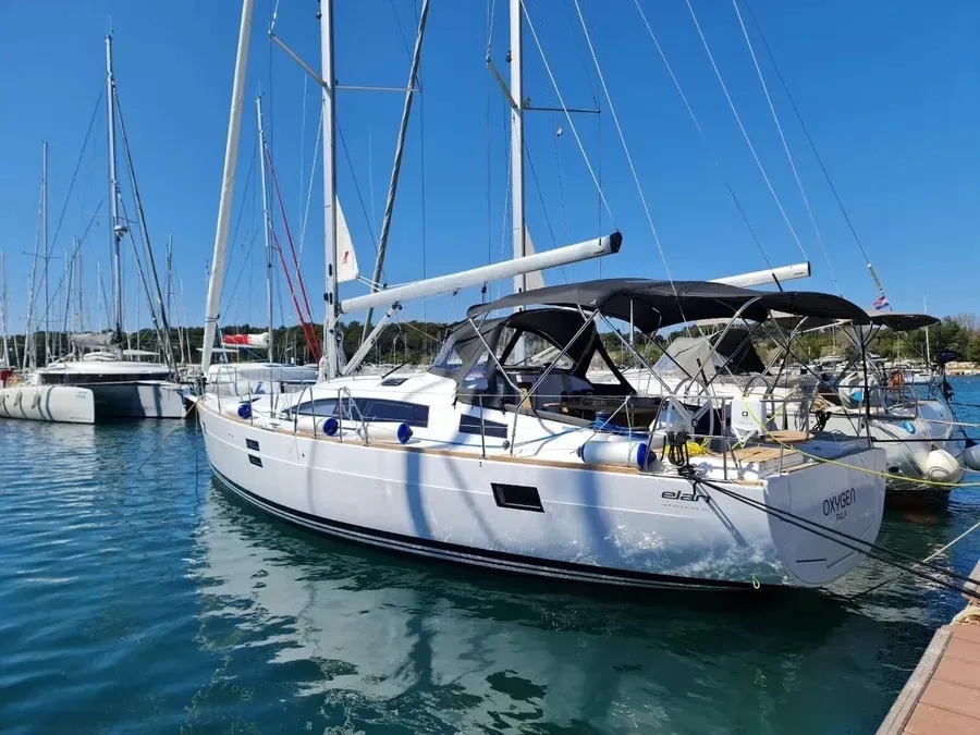 Oxygen - Yelkenli içinde Trogir