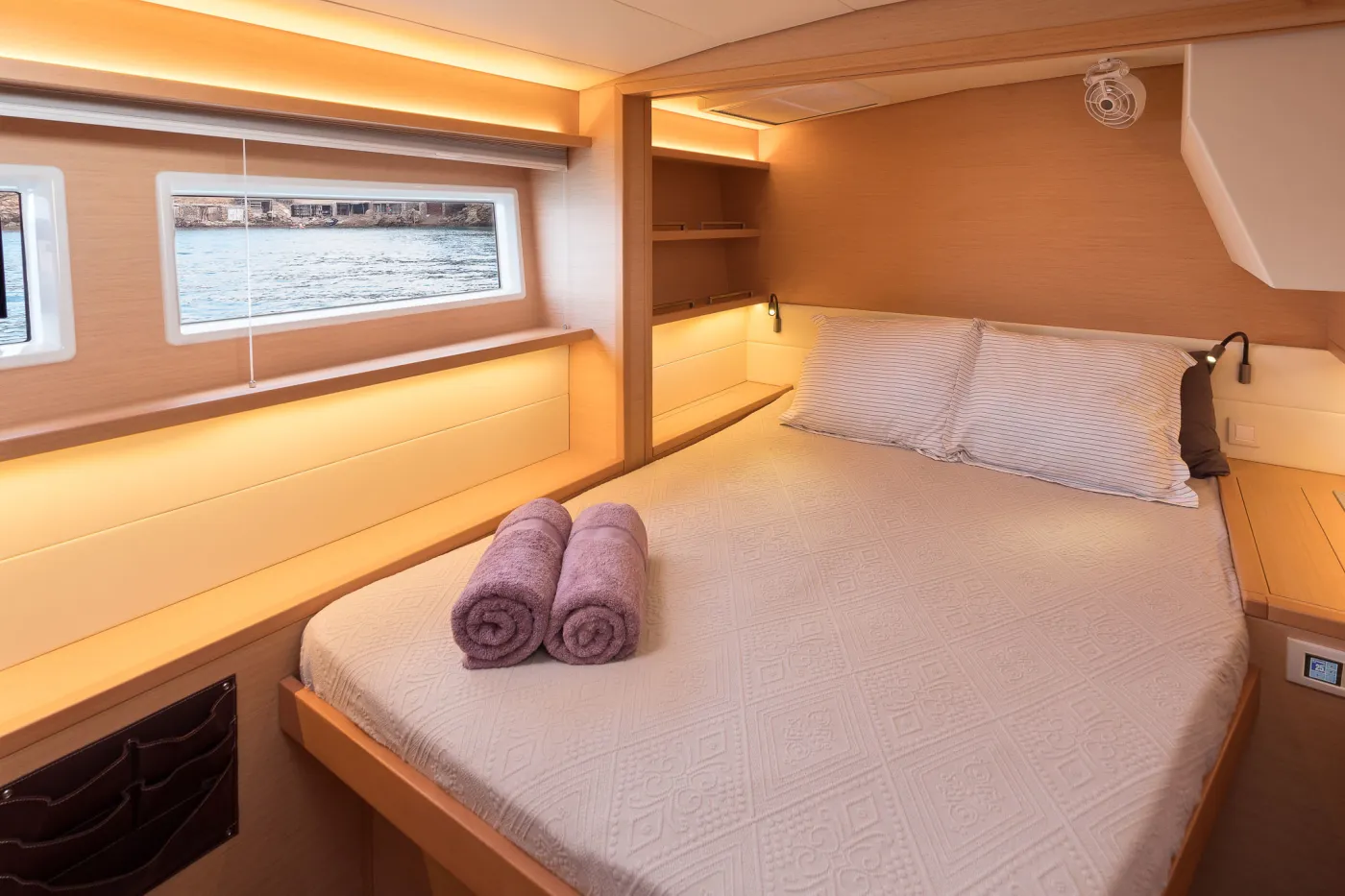 Flow - Catamaran in Sant Antoni de Portmany