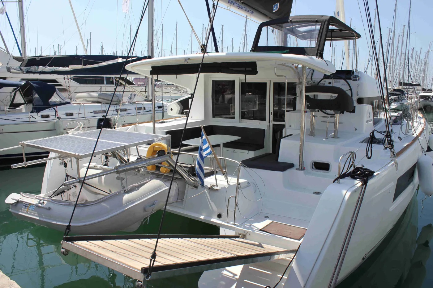 Georgios - Catamaran in Alimos