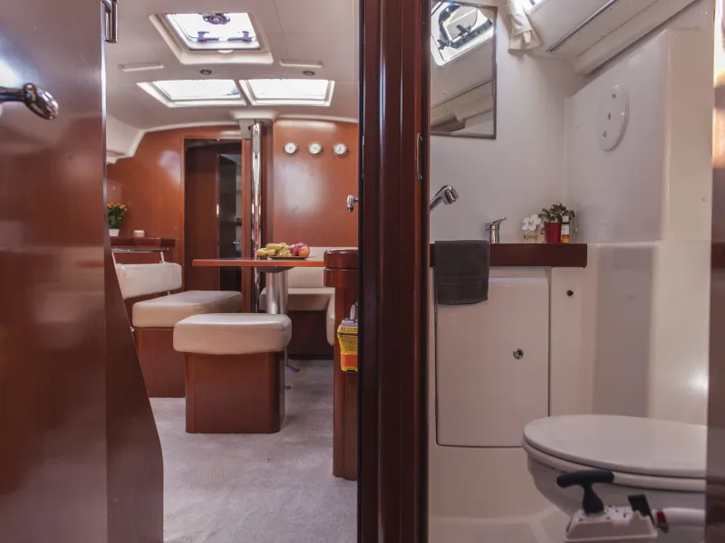 OASIS - | Bowthruster | Solar P - Yelkenli içinde Lefkada