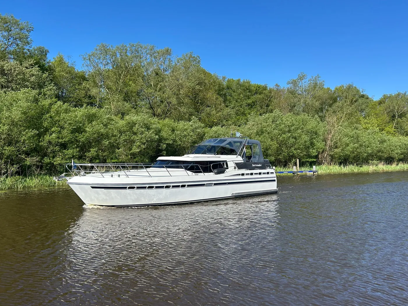 Surrender - Motor Yacht in Drachten