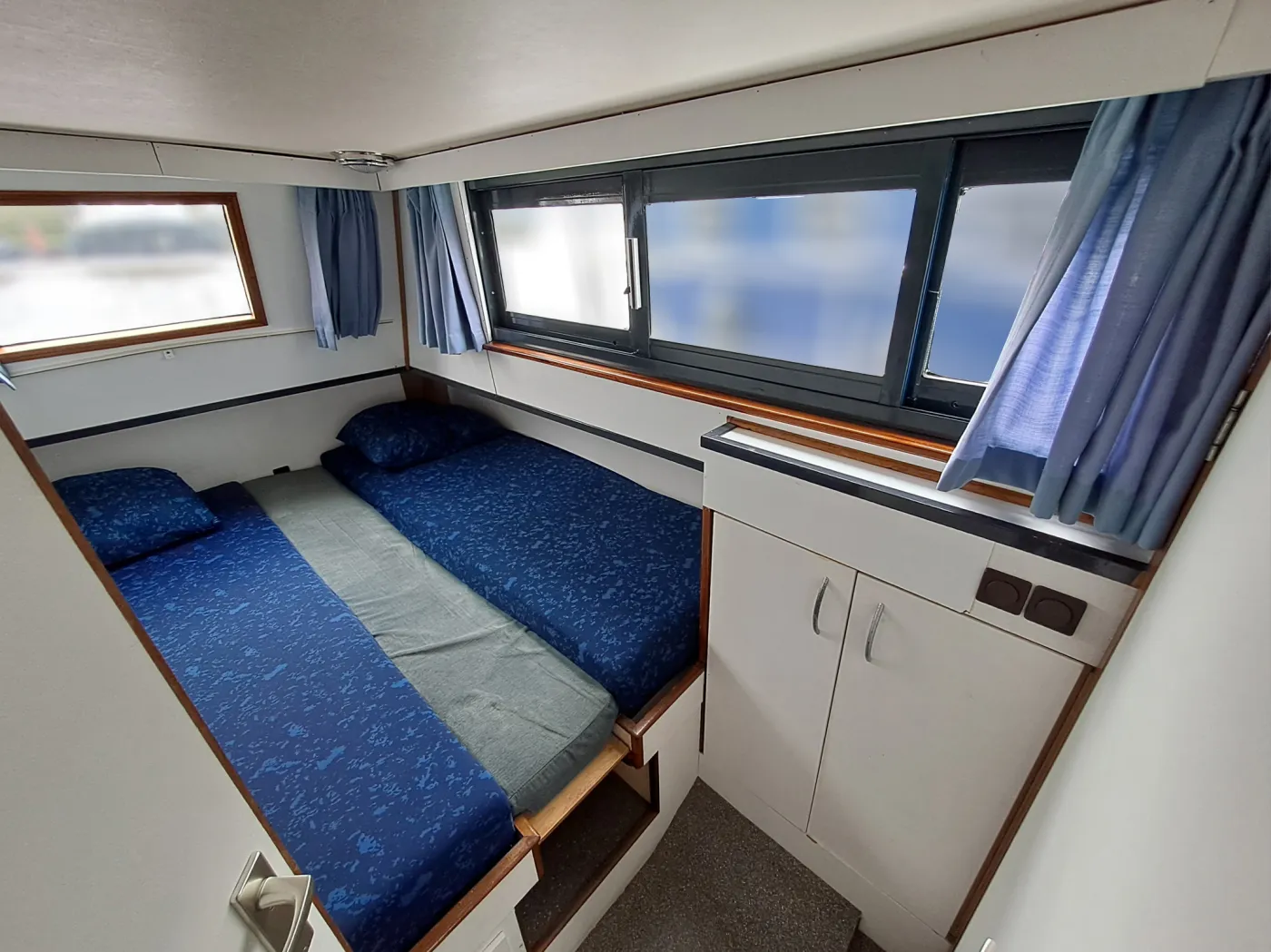 Sunshine - Motor Yacht in Drachten