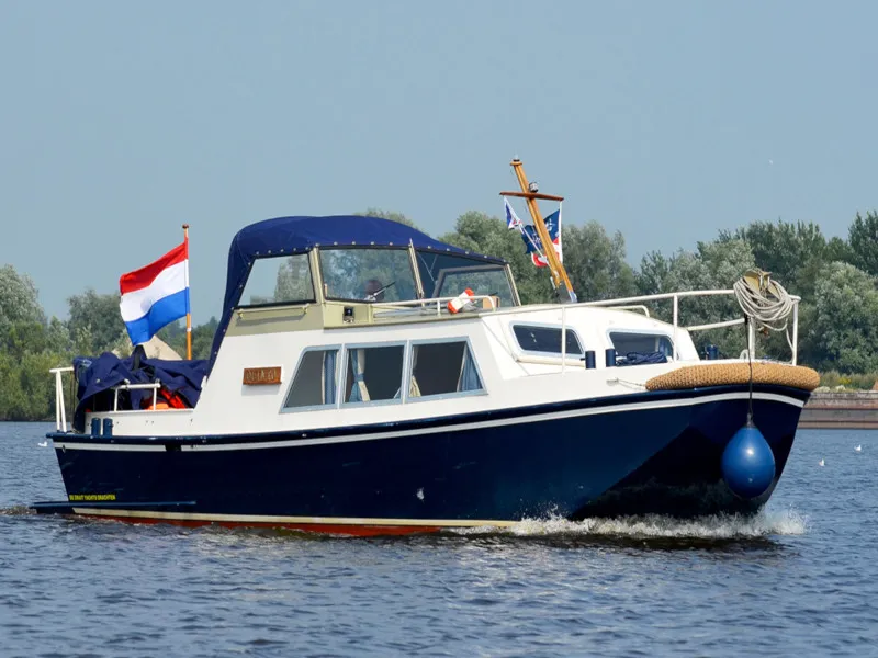 Quinto - Motor Yacht in Drachten