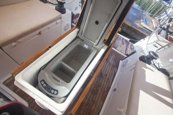 Cockpit Fridge