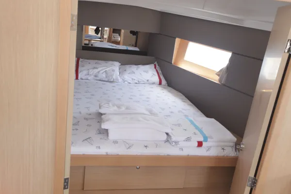 Front Cabin