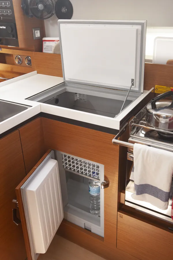 Fridge