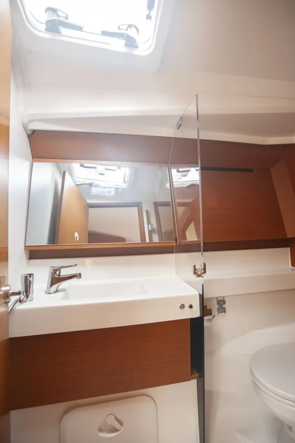 Front WC