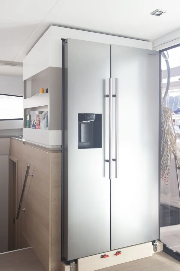 Fridge