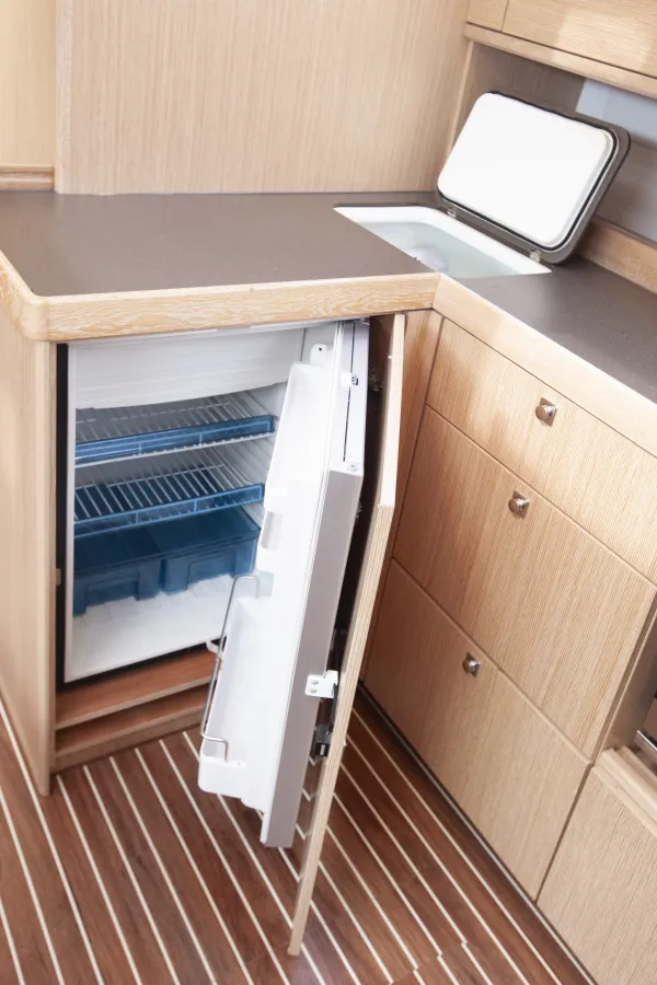 Fridge