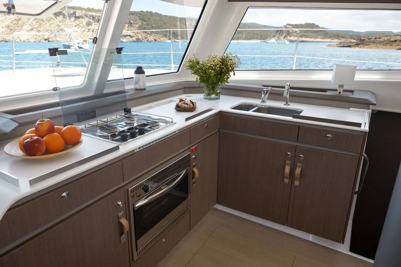 ADRIELLA - Catamaran in Stockholms län