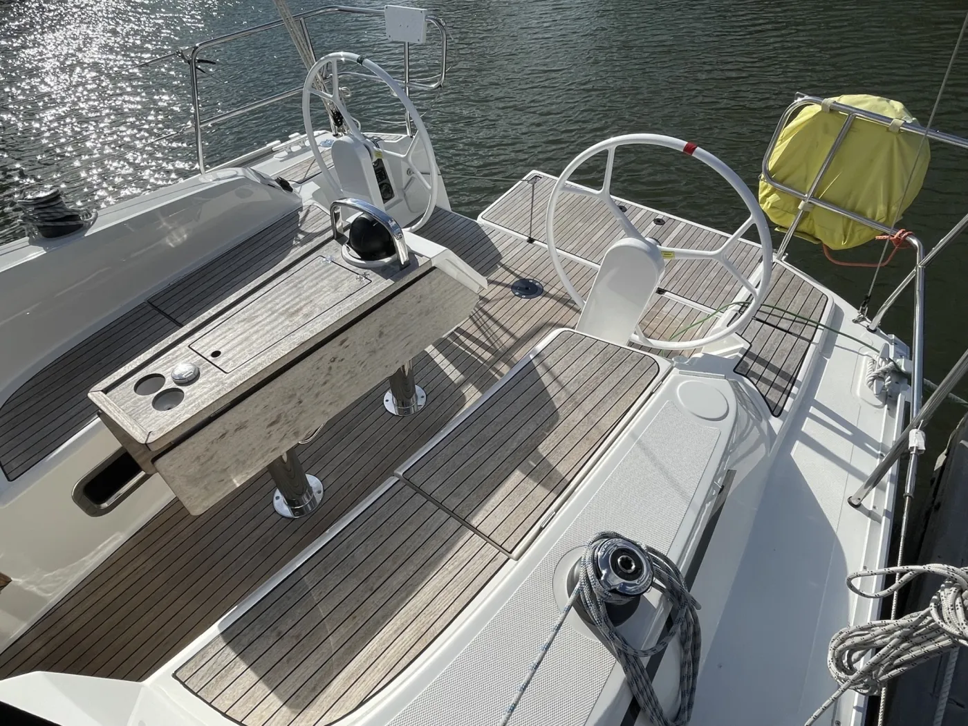 EIGHTEEN - Sailboat in Stockholms län