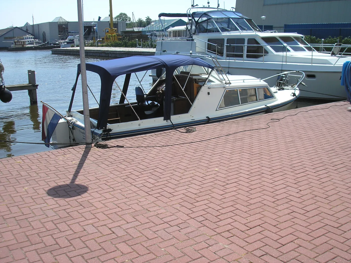 Amy - Motor Yacht in Woudsend