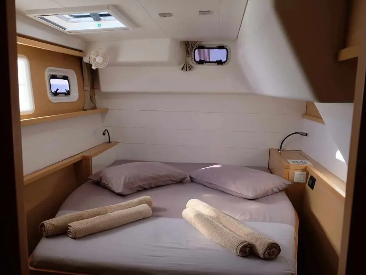 Cabin 2 - Catamaran in Lefkada