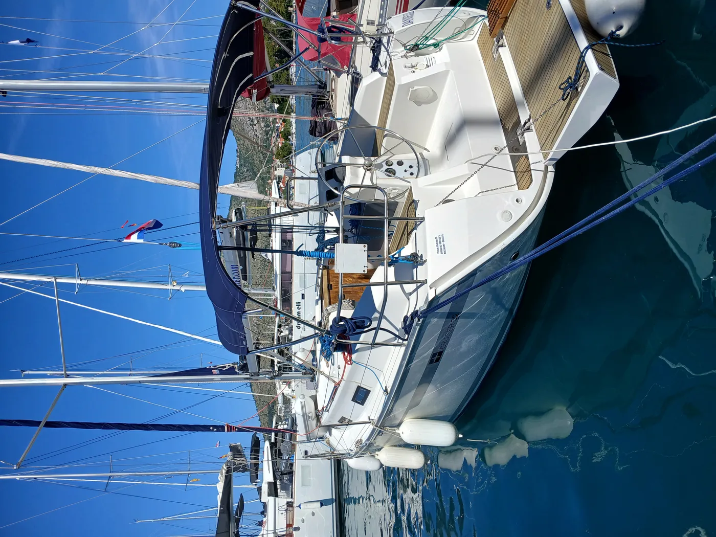 DANIELLE - Yelkenli içinde Trogir