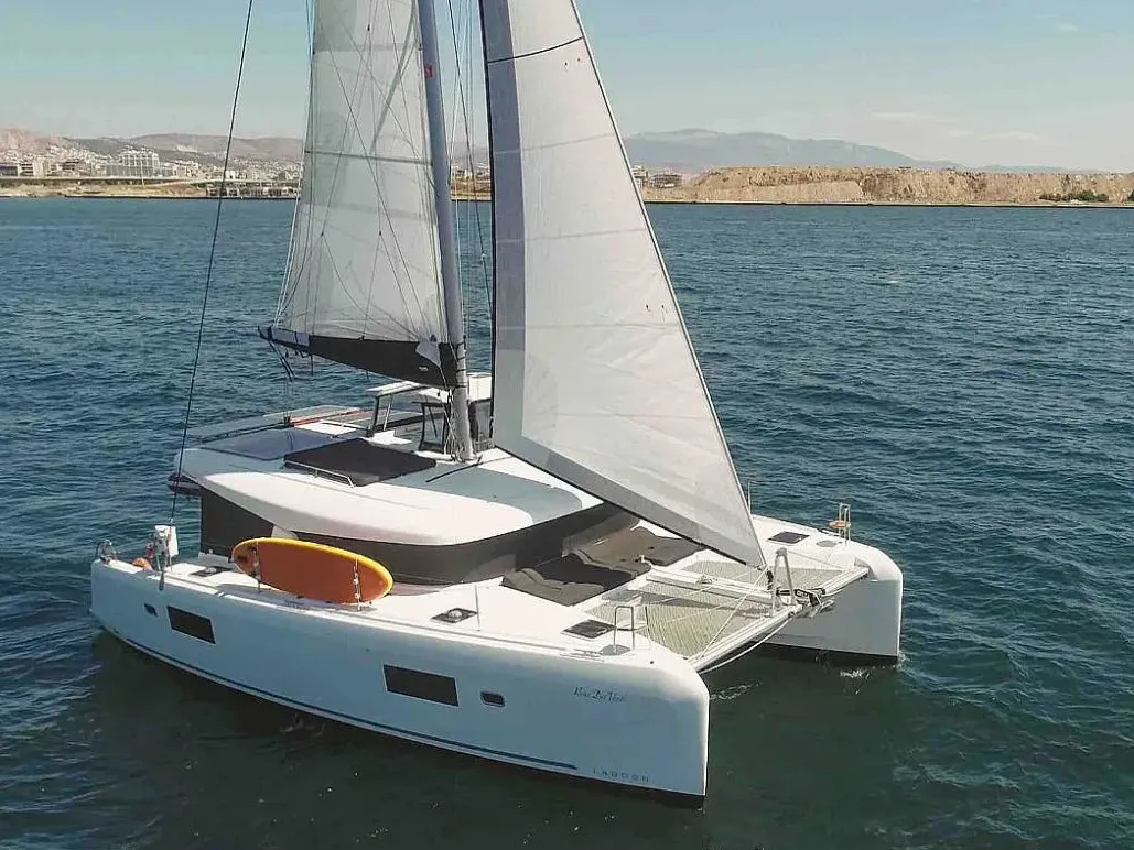 Rosa dei Venti - Catamaran in Paros