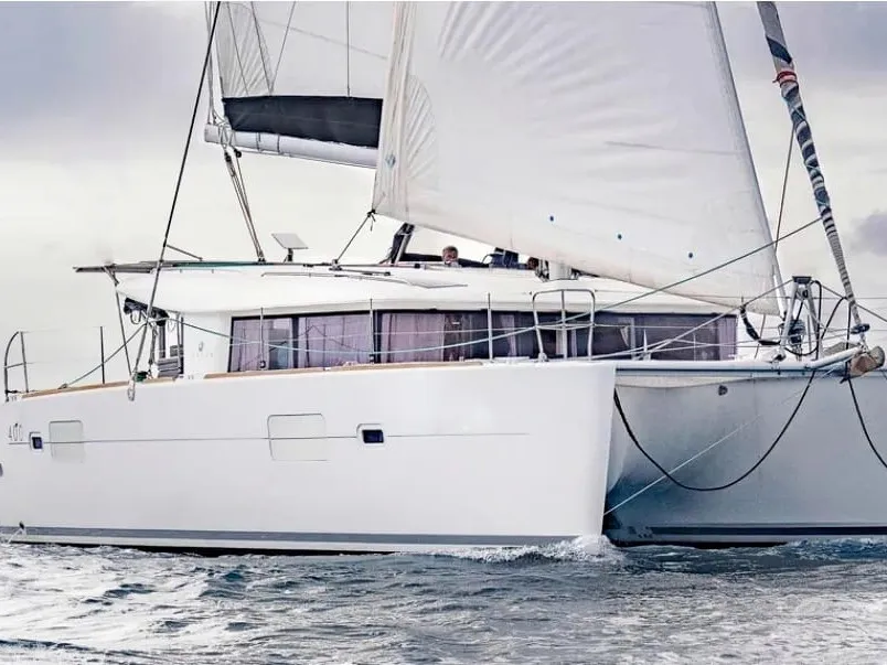 Esmeralda - Catamaran in Santa Eulària des Riu