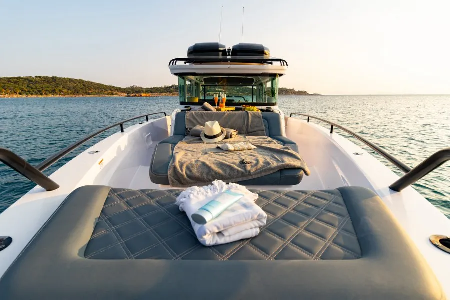 MY CHARACTER - Motor Yacht in Kalyvia Thorikou