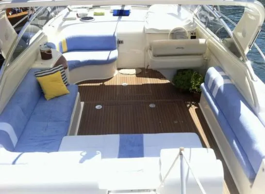 Iris - Motor Yacht in Kamares