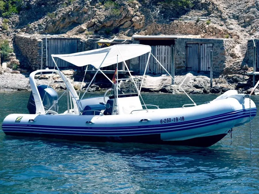 Narai - Motor Yacht in Santa Eulària des Riu