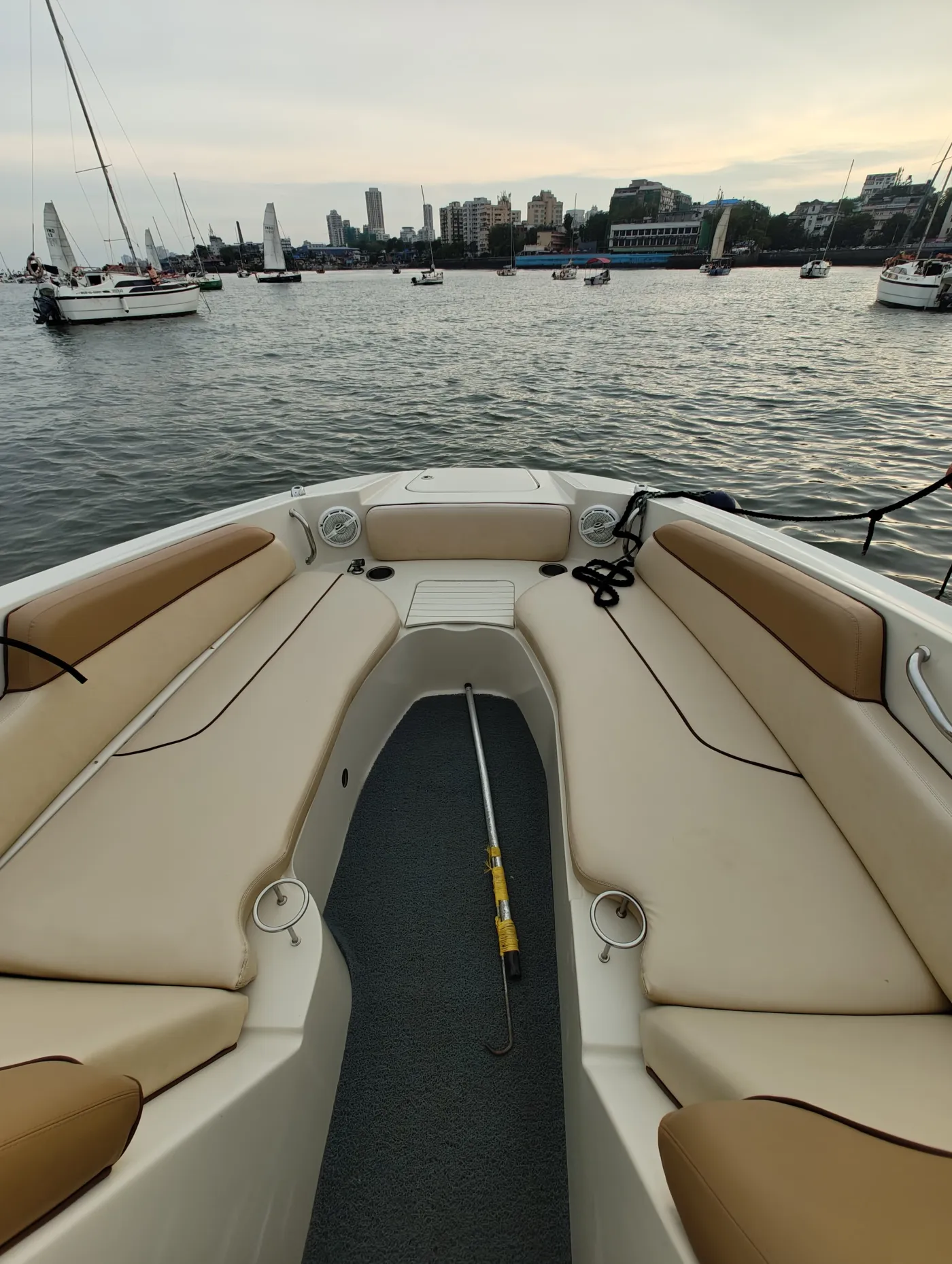 New Yorker - Motor Yacht in Wadi Bandar