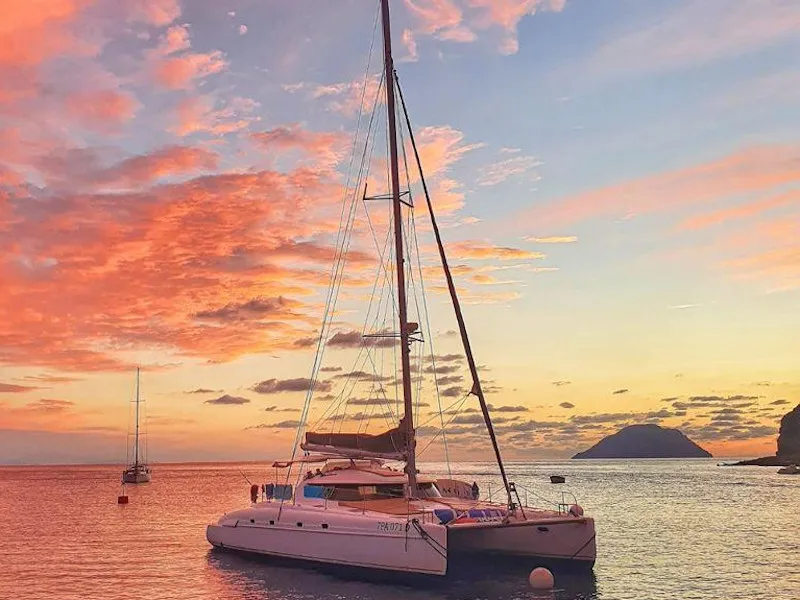 Hyera ( AC / WATER MAKER ) - Catamaran in Palermo
