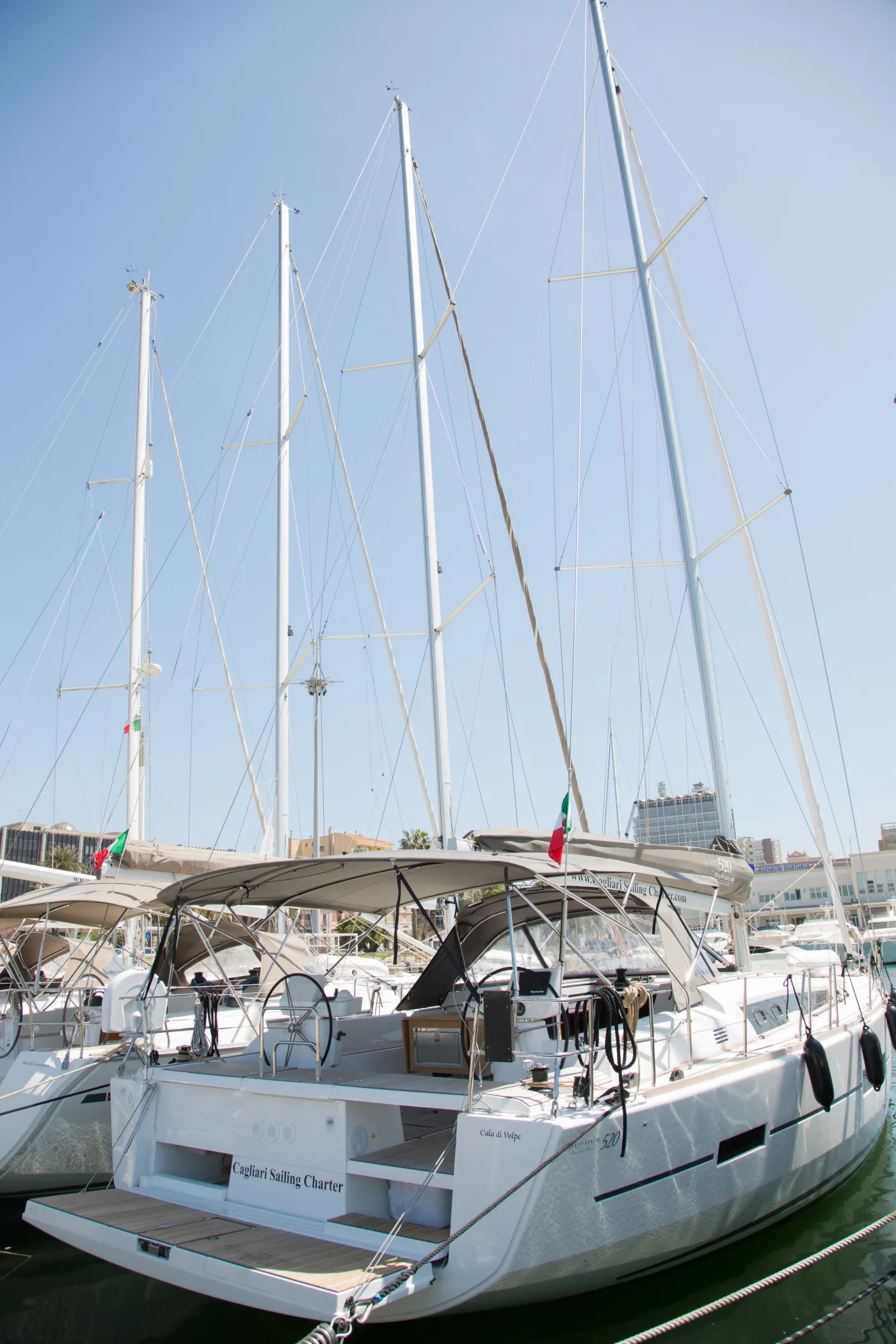 Cala di Volpe - Sailboat in Cagliari