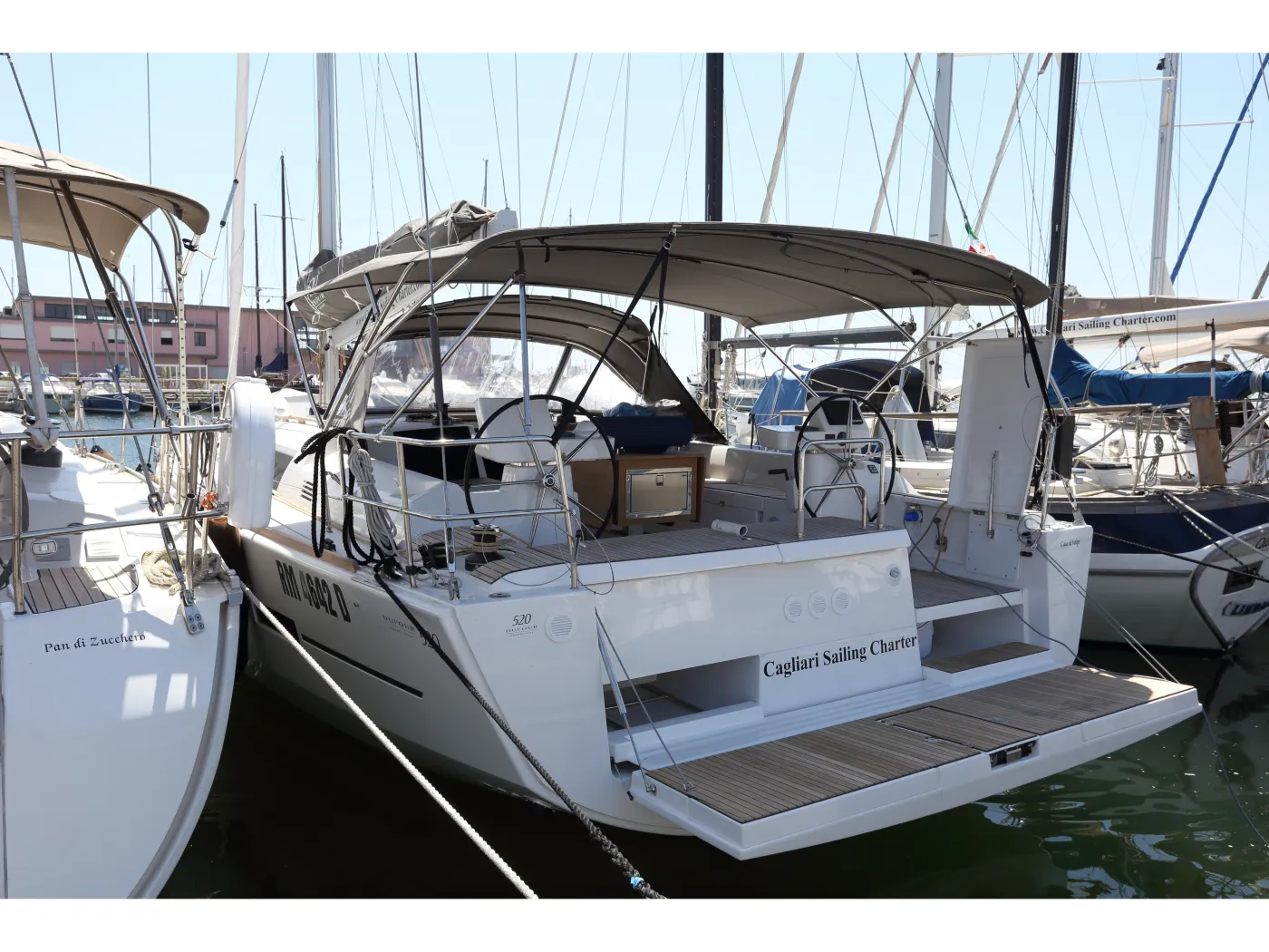 Cala di Volpe - Sailboat in Cagliari