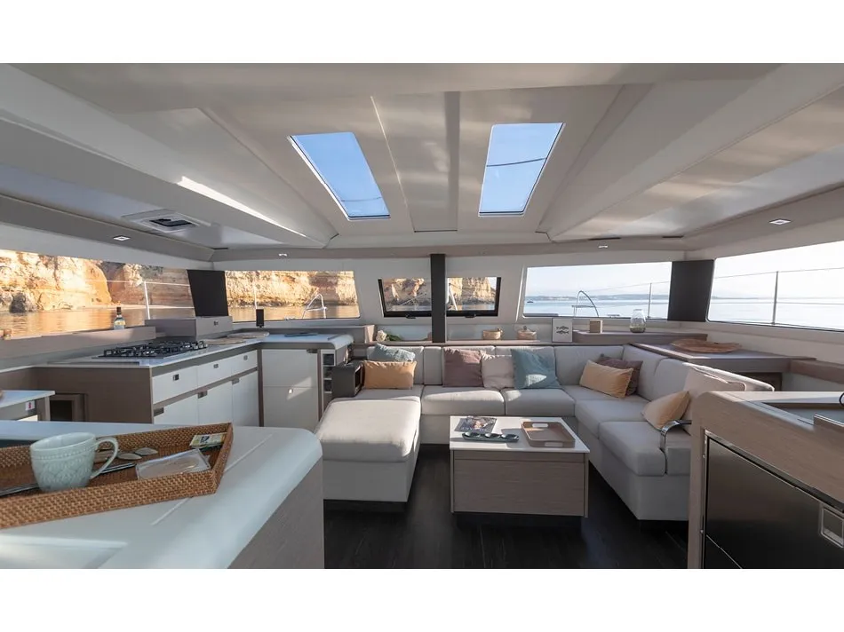 Halle Berry - Catamaran in Adaköy