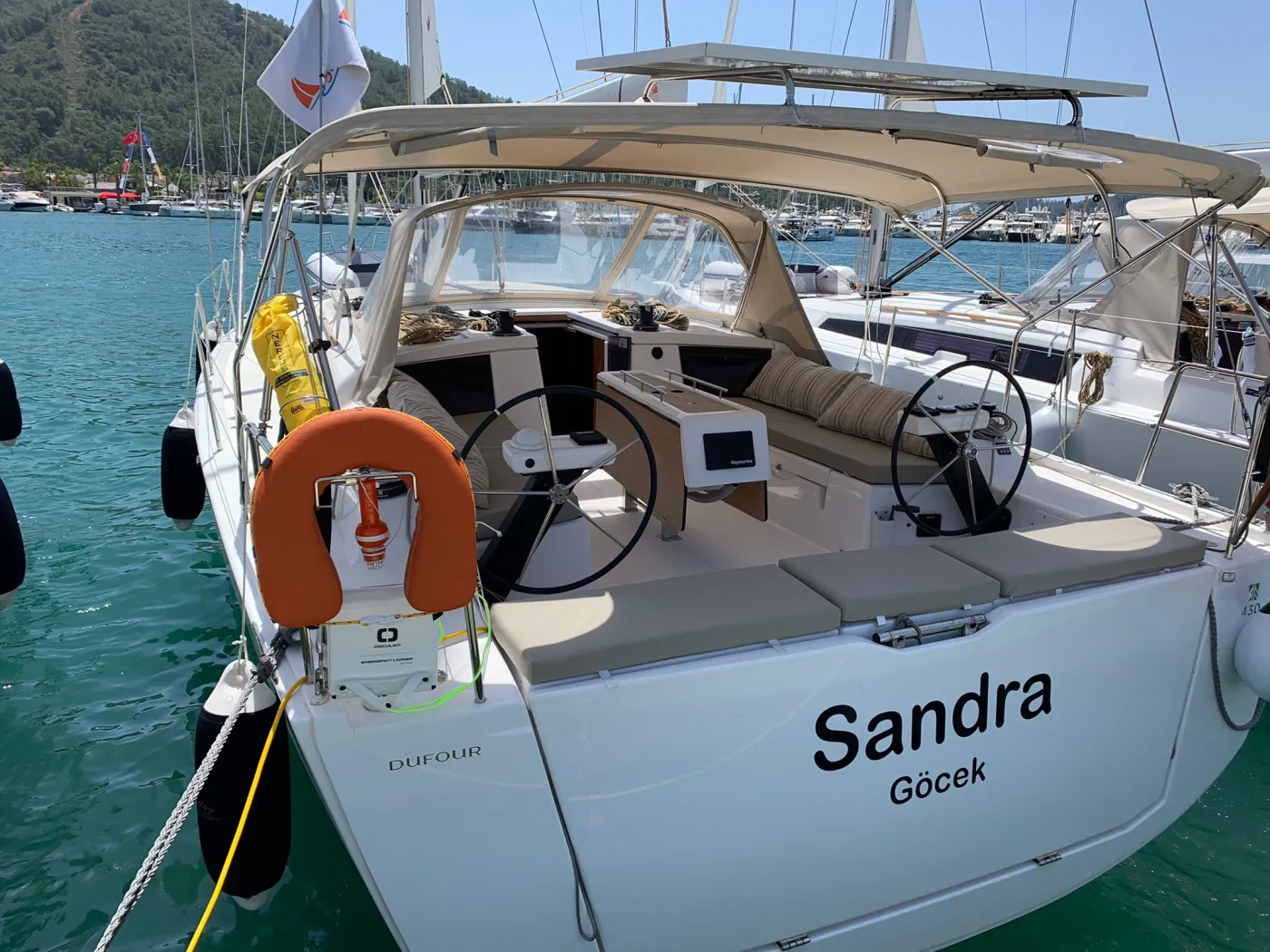 Sandra - Yelkenli içinde Adaköy