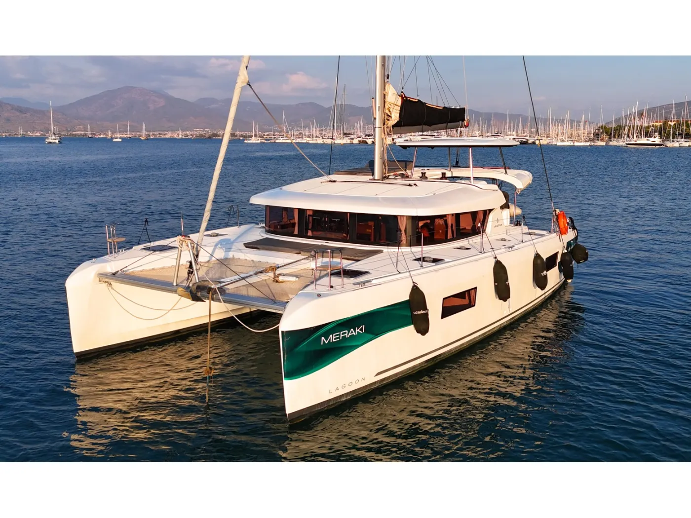 Meraki - Catamaran in Karagözler