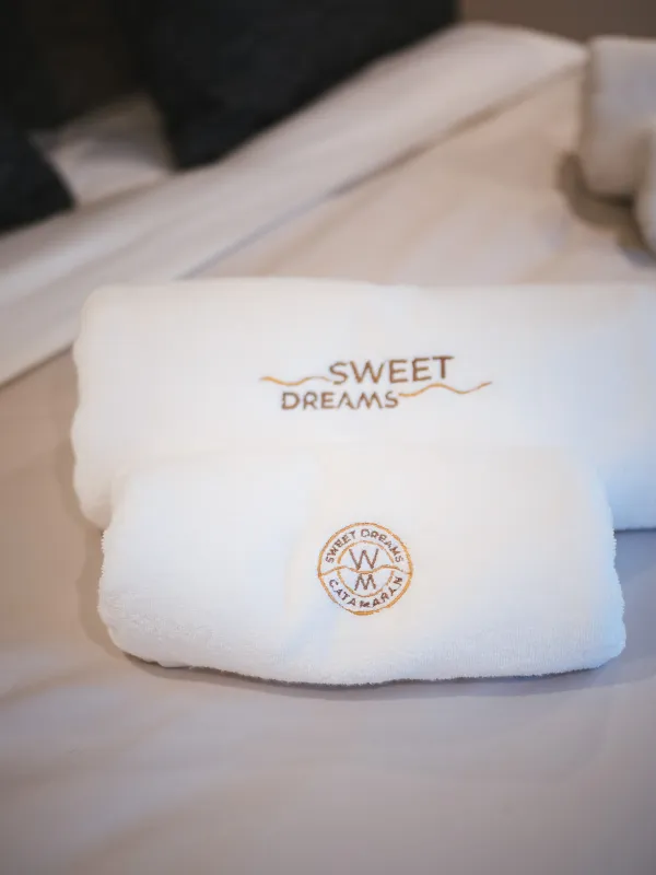 SWEET DREAMS