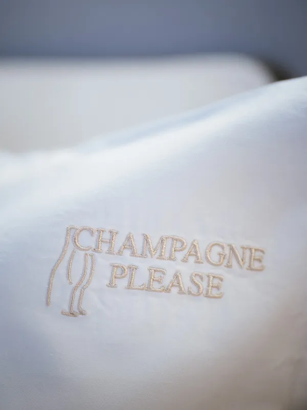 CHAMPAGNE PLEASE