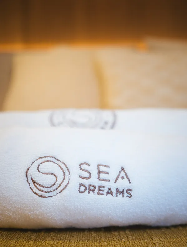 SEA DREAMS
