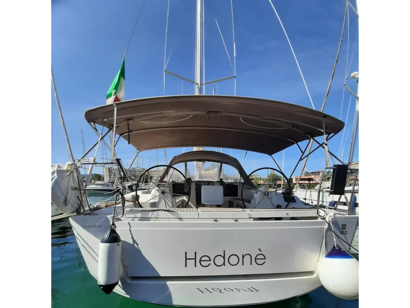 Hedoné - Yelkenli içinde Tonnarella