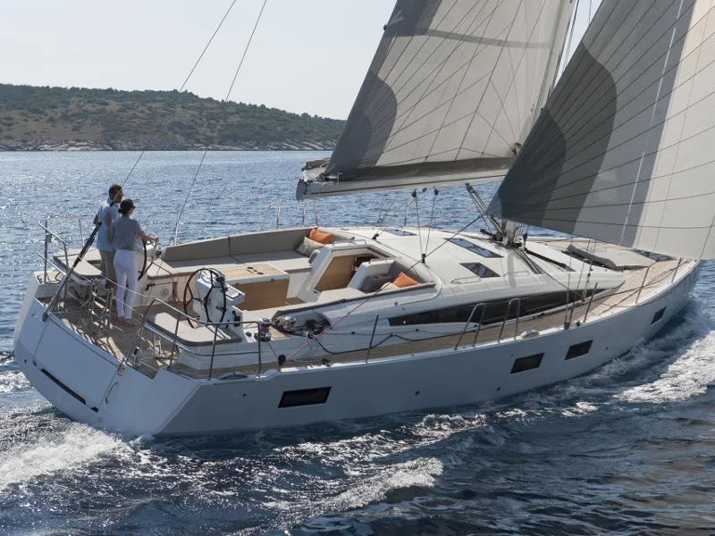 Storm Dancer 2 - Sailboat in Adaköy