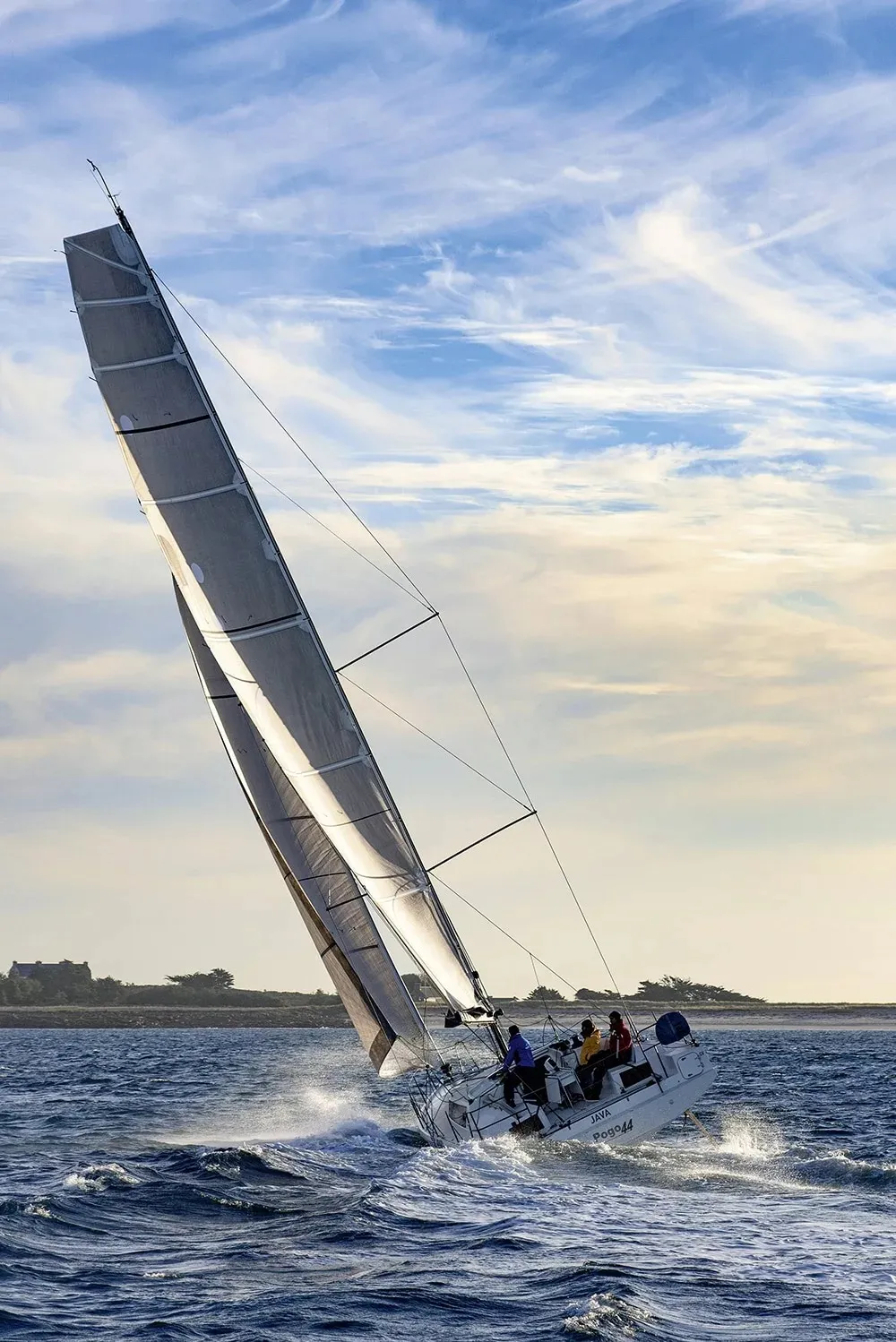 TOSTAKY - Yelkenli içinde La Rochelle