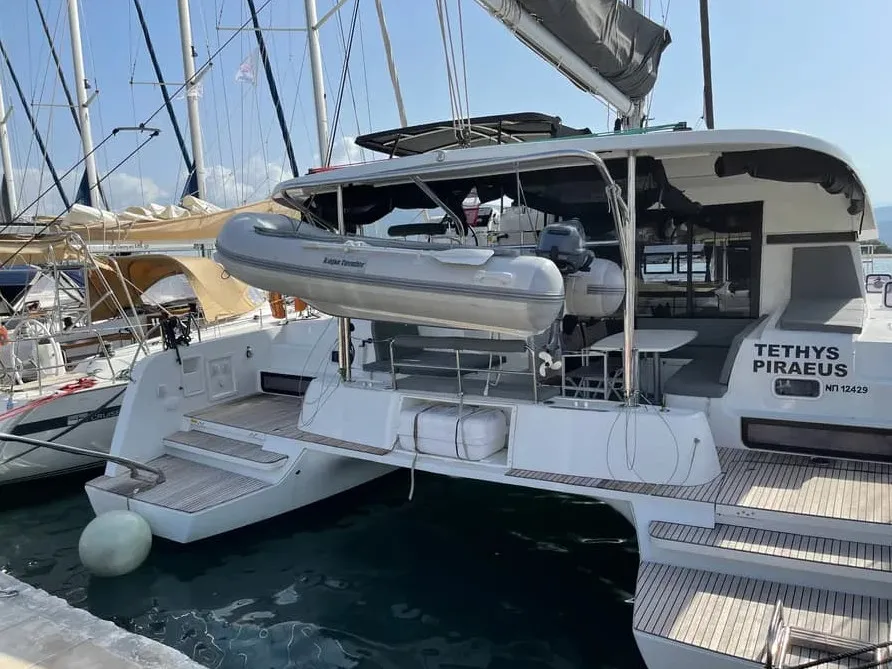 Tethys - Katamaran içinde Lefkada