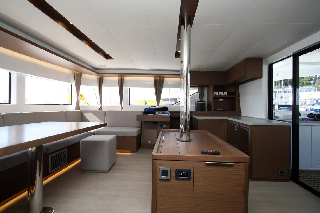 PRINCESS CLAIRE - Catamaran in Kaštel Gomilica