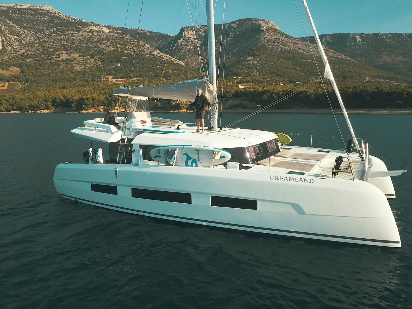 SEAVEN - Catamaran in Kaštel Gomilica