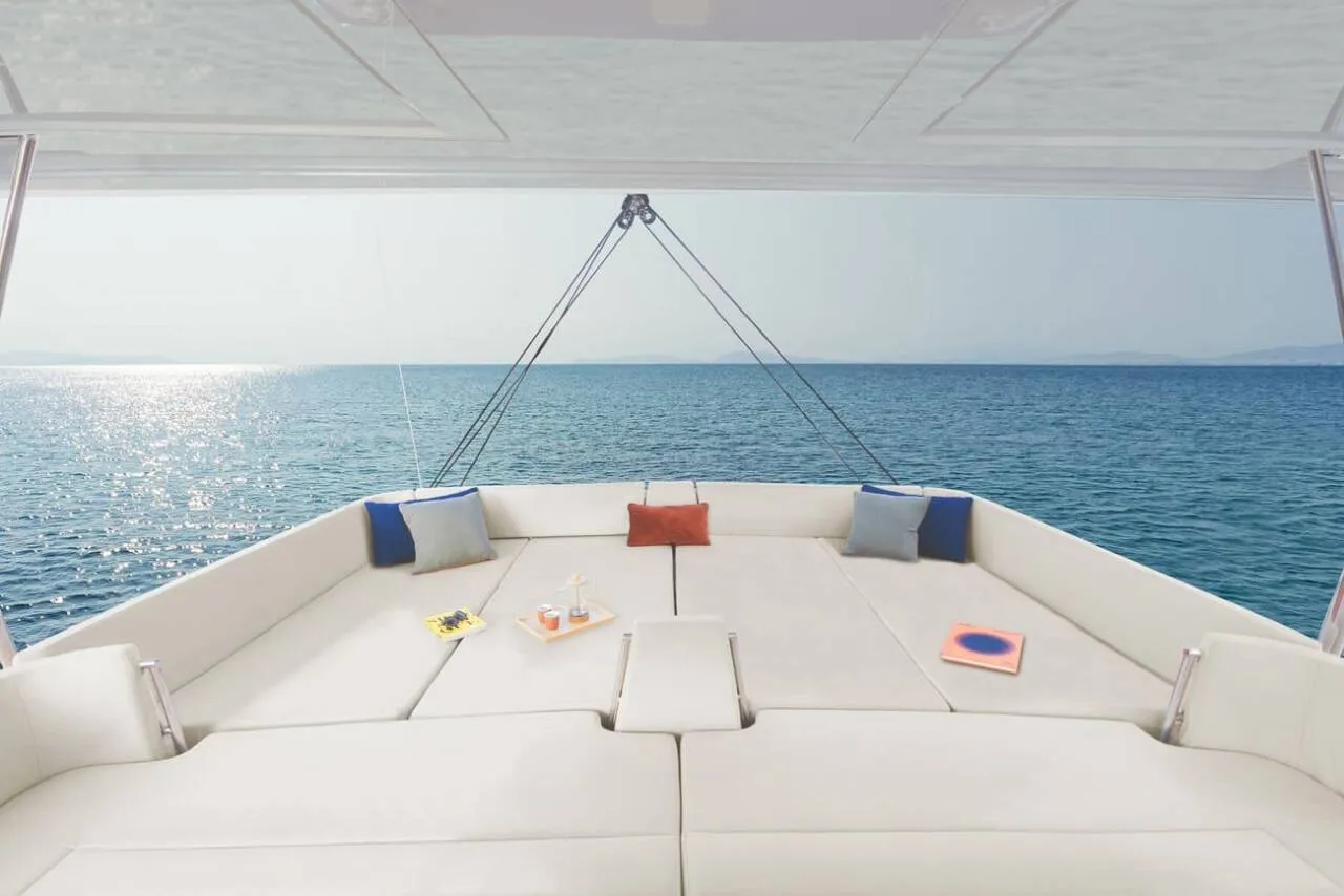 BALI KAI - Catamaran in Kaštel Gomilica