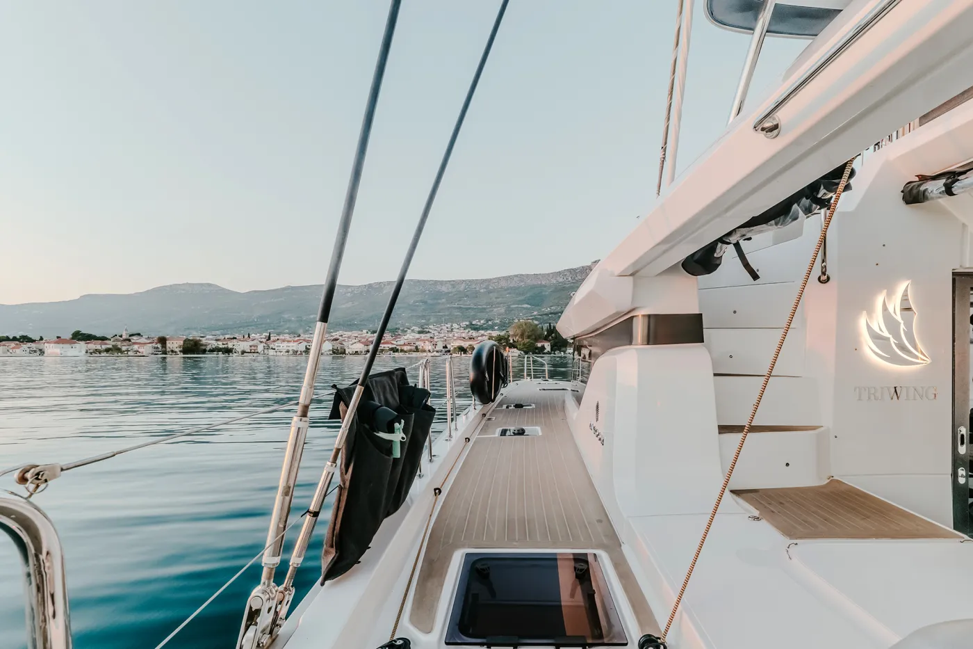 TRIWING OSSUS - Catamaran in Kaštel Gomilica