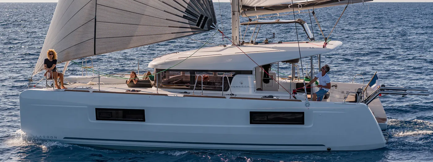 PUSSYCAT - Catamaran in Kaštel Gomilica
