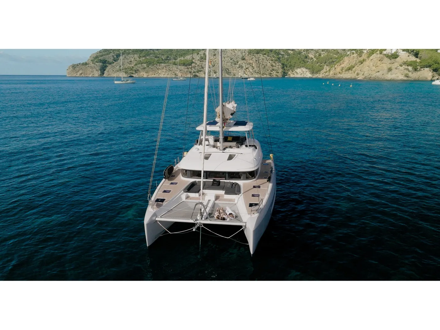 TRIWING CARIDA - Catamaran in Kaštel Gomilica