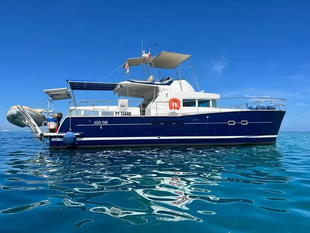 MIGALOO - Catamaran in Papeete