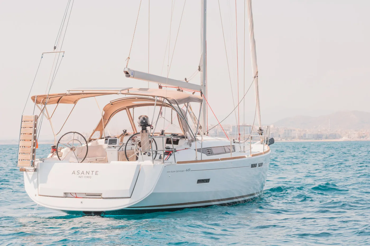 Asante - Sailboat in Lefkada
