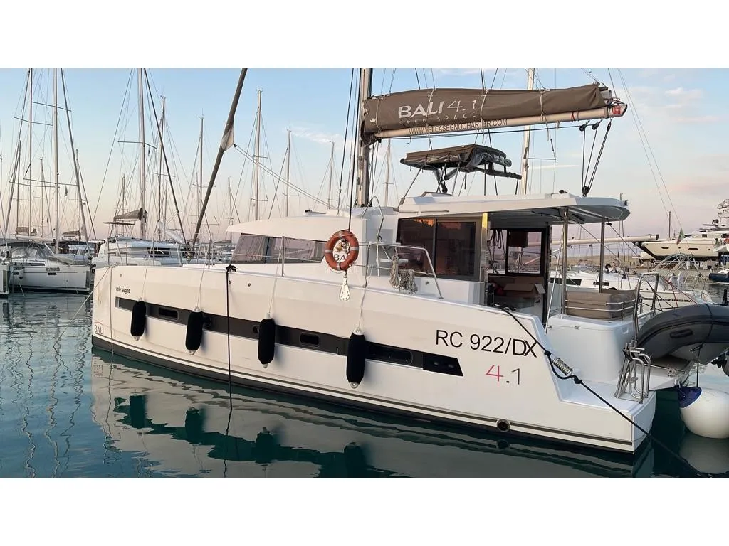 Negroni - Catamaran in Città metropolitana di Messina